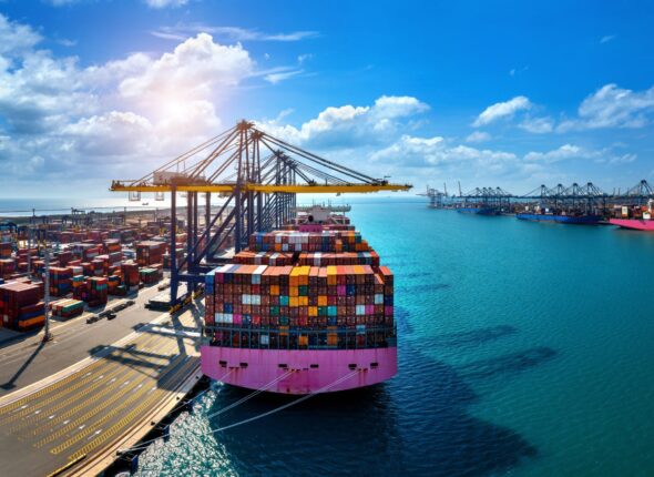 vue-aerienne-du-cargo-dormation-isei-sup